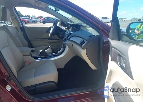 2015 Honda Accord Lx z USA, uszkodzony, nr VIN 1HGCR2F36FA165569